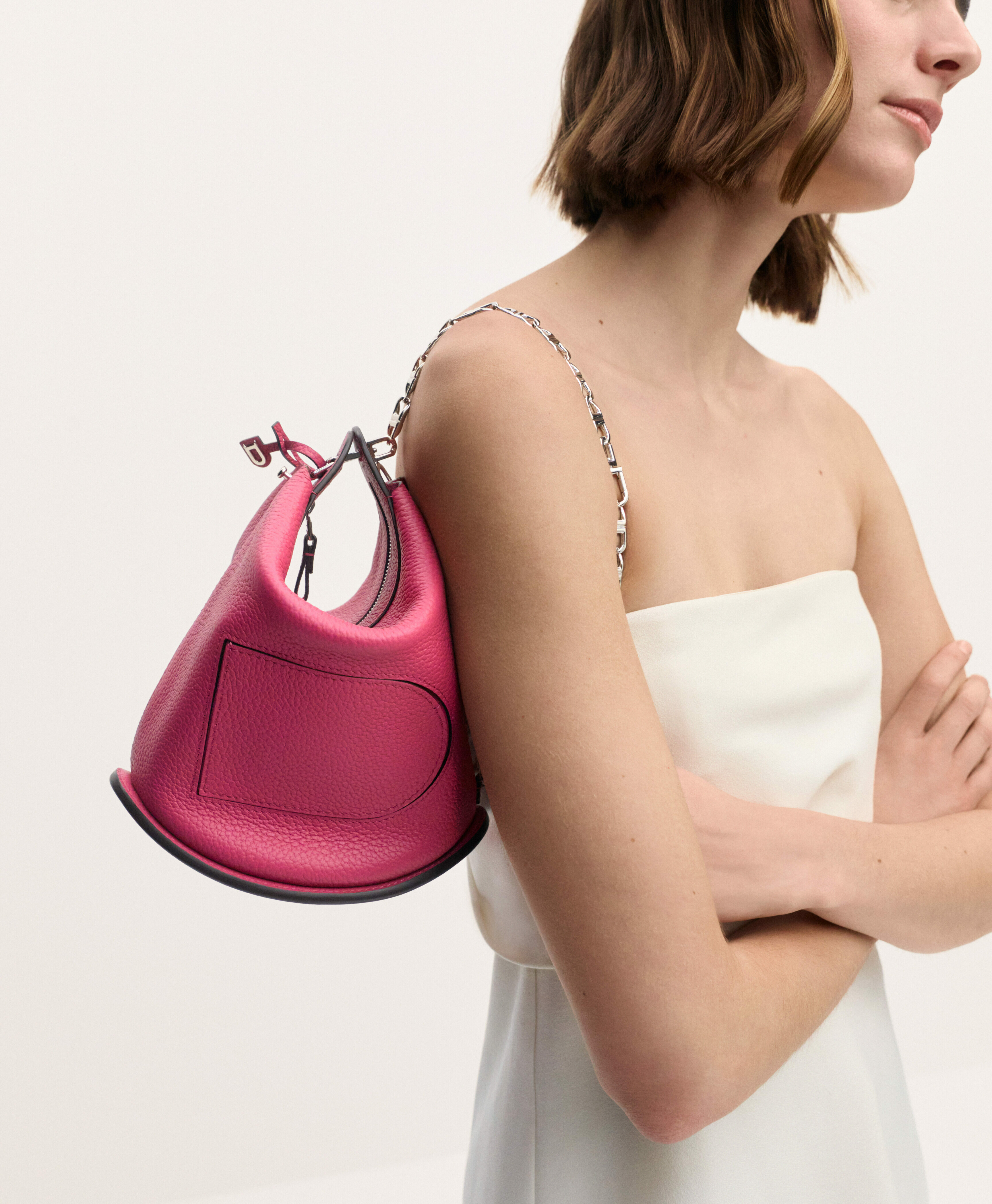 251106 TK Delvaux 4733 F 1