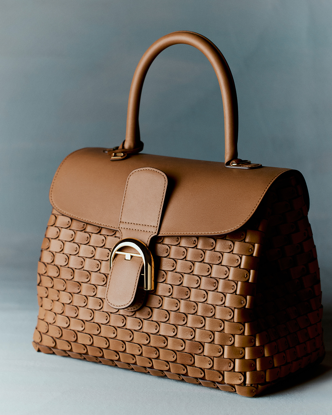 20260321 ATIAFFAY DELVAUX ECOM J3 STILL BRILLANT ARSENAL TAN 2609 4x5 1